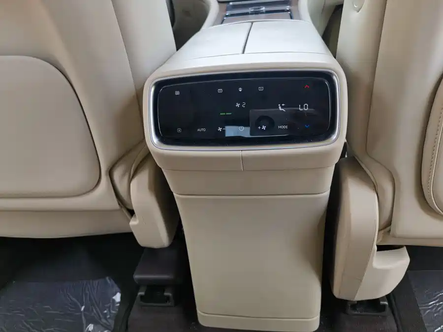 Used AITO second hand M9 2024 extended range Ultra version 42kWh 6-seater version