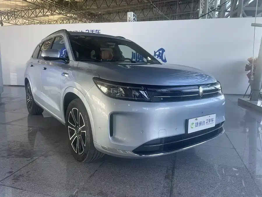 900x675_0_q87_c42_autohomecar__ChtpWGkW2QWATkHFAARteRRqp4s321.jpg.webp Used AITO M7 2024 1.5T Intelligent Driving Four-wheel Drive Pro Version 5 Seats