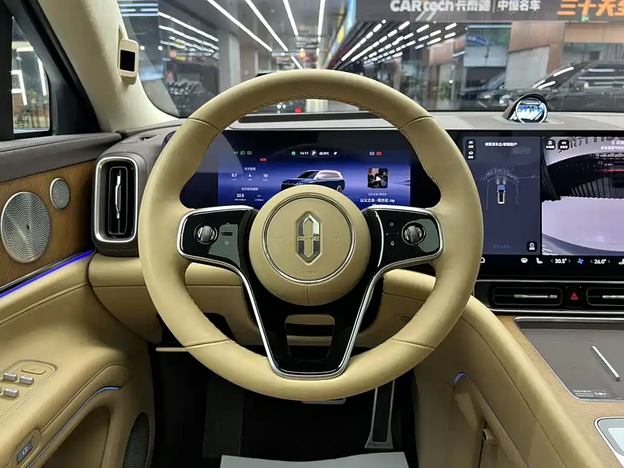 900x675_0_q87_c42_autohomecar__ChtpWGl8UlSAU3bKAAPMzBXk04A613.jpg.webp Used AITO second hand M9 2024 extended range Ultra version 52kWh 5-seater version