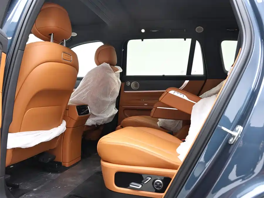 900x675_0_q87_c42_autohomecar__ChtpWGlQoq-AOvarAAGQsTbnSOs088.jpg.webp Used AITO second hand M9 2024 extended range Ultra version 52kWh 6-seater version