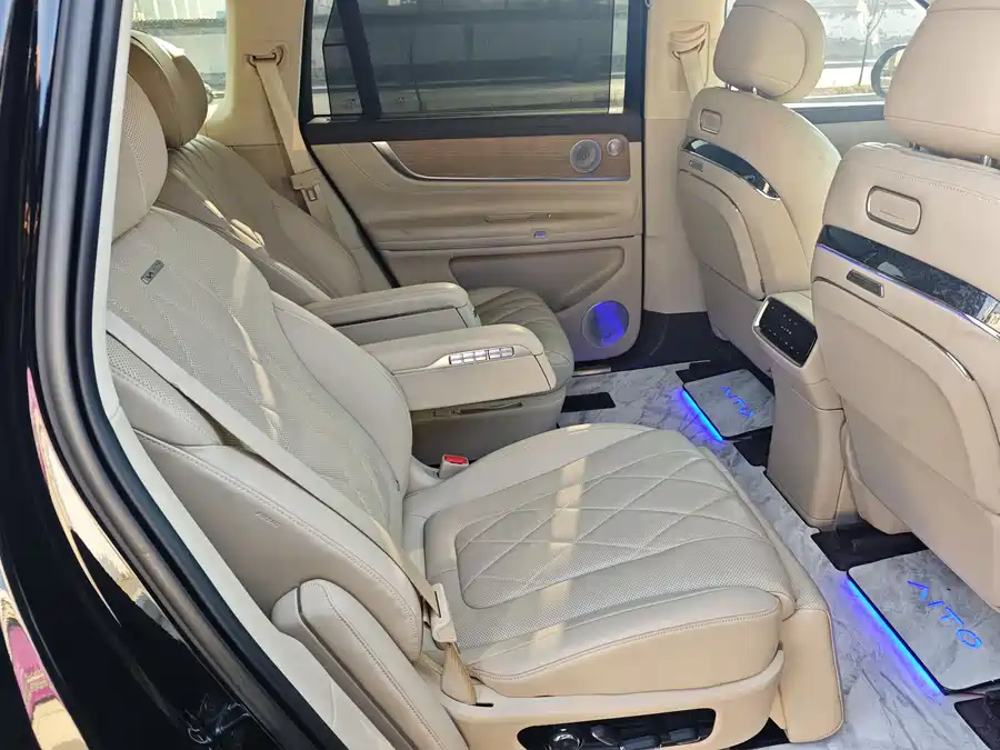 Used AITO second hand M9 2024 extended range Ultra version 42kWh 6-seater version