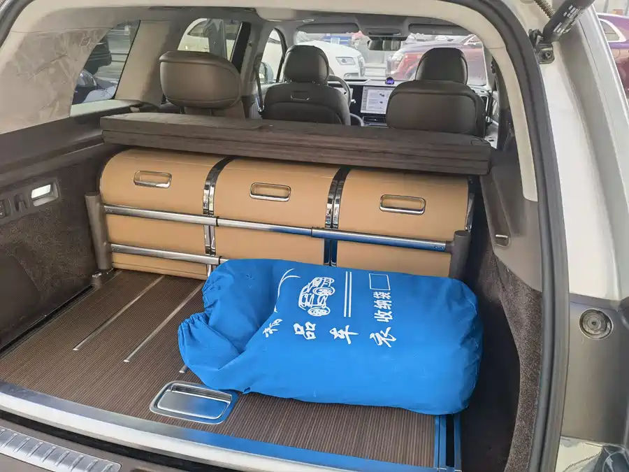 Used AITO second hand M9 2024 extended range Max version 52kWh 6-seater version