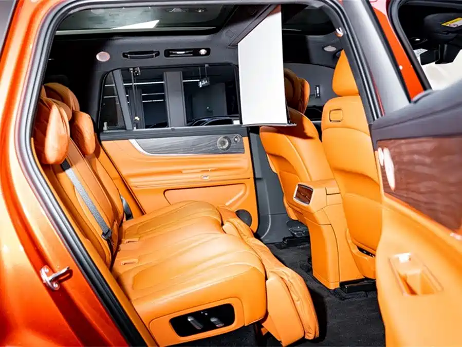 900x675_0_q87_c42_autohomecar__ChtpWGlWPd-AJzB4AAHtOEtJzh8789.jpg.webp Used AITO second hand M9 2024 extended range Ultra version 52kWh 5-seater version