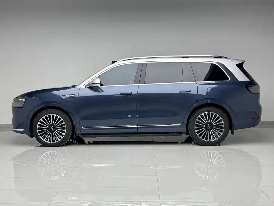 Used AITO second hand M9 2024 extended range Max version 42kWh 6-seater version