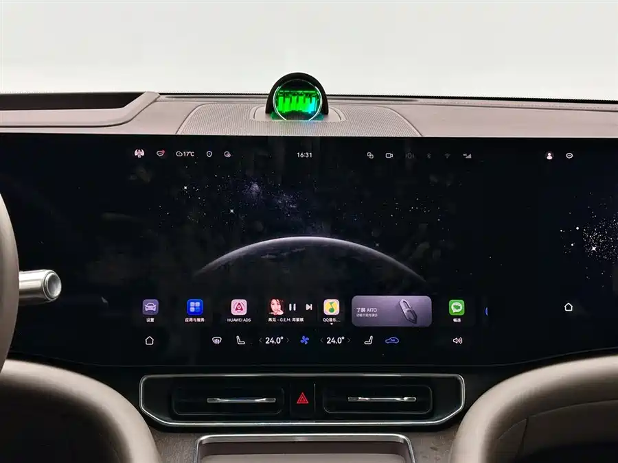 Used AITO second hand M9 2025 extended range Ultra version 52kWh 6-seater version