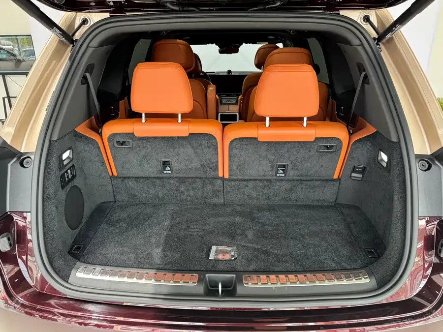 Used AITO second hand M9 2025 extended range Ultra version 52kWh 6-seater version