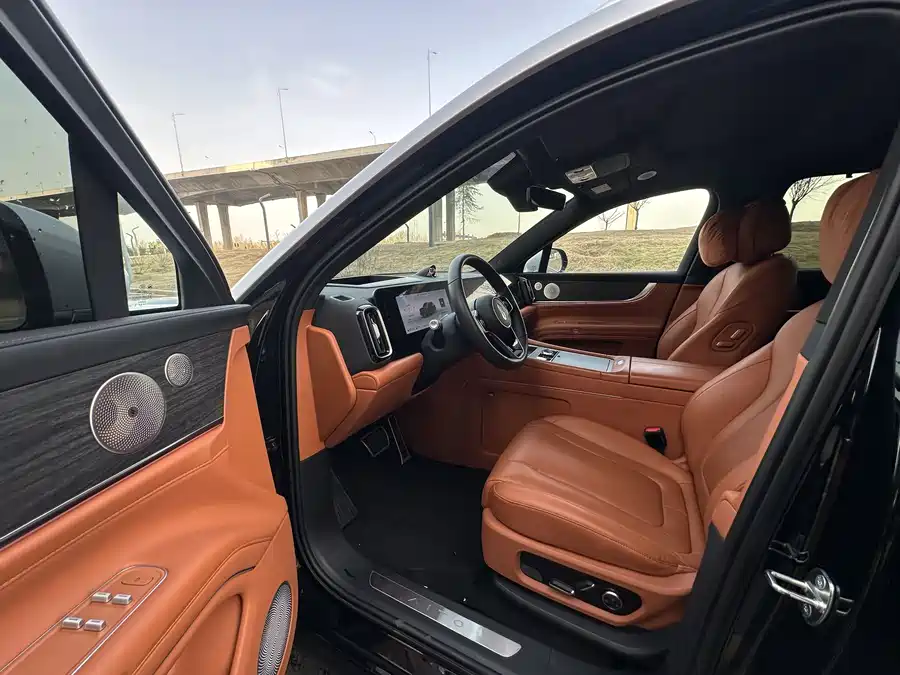 Used AITO second hand M9 2024 extended range Ultra version 52kWh 6-seater version