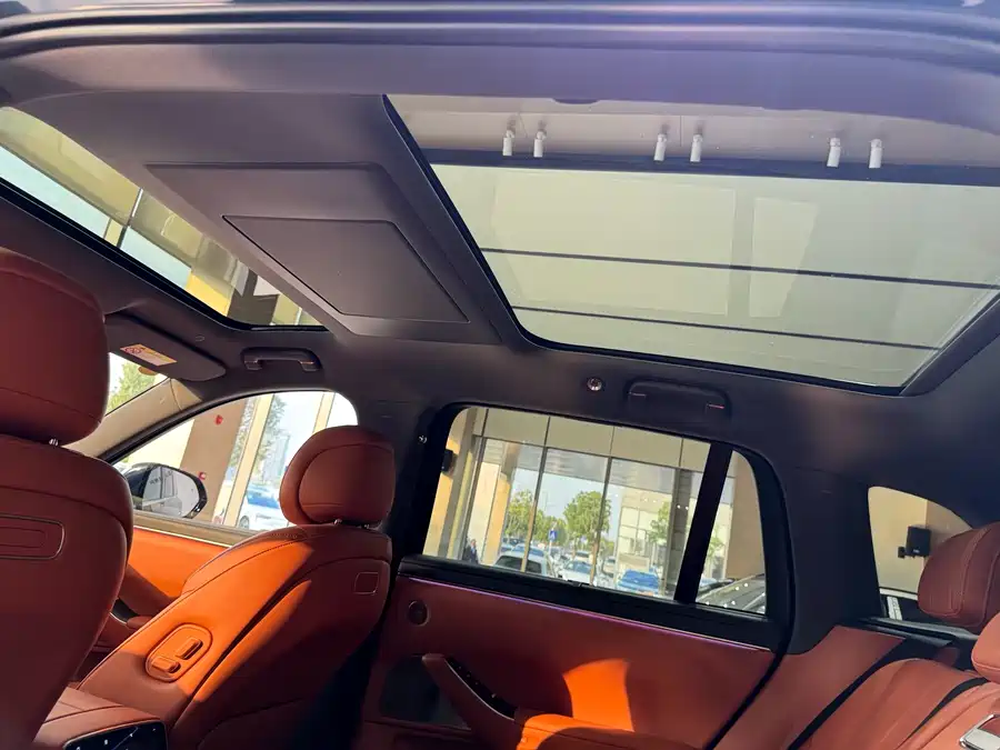 900x675_0_q87_c42_autohomecar__ChtpWGmQHvGAZahUAAaWhYXoX7A517.jpg.webp Used AITO M7 2026 extended range Max four-wheel drive version 5 seats