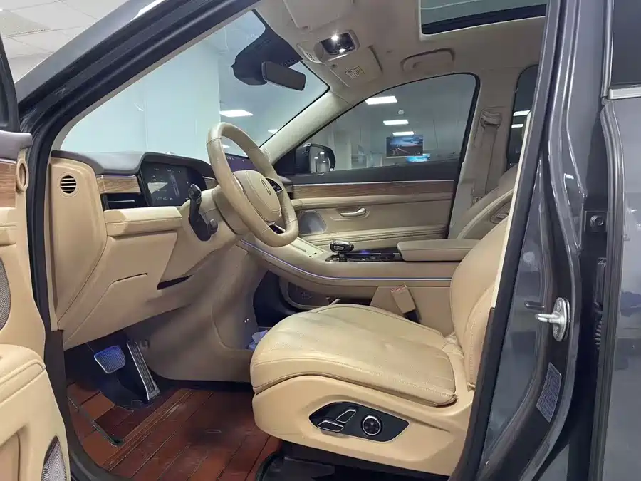 Used AITO M7 2024 1.5T four-wheel drive Plus version 5 seats