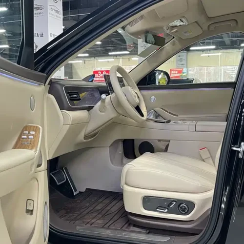 900x675_0_q87_c42_autohomecar__ChtpWGmfo66AVODlAAvb4EyTneY689.jpg.webp Used AITO M7 2026 extended range Pro+ four-wheel drive version 5 seats