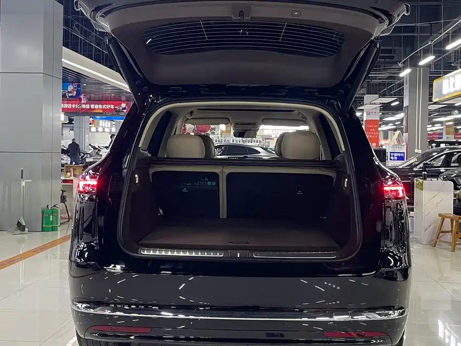 900x675_0_q87_c42_autohomecar__ChtpWGmfo7WASuCjAAddGkK_rmA552.jpg.webp Used AITO M7 2026 extended range Pro+ four-wheel drive version 5 seats