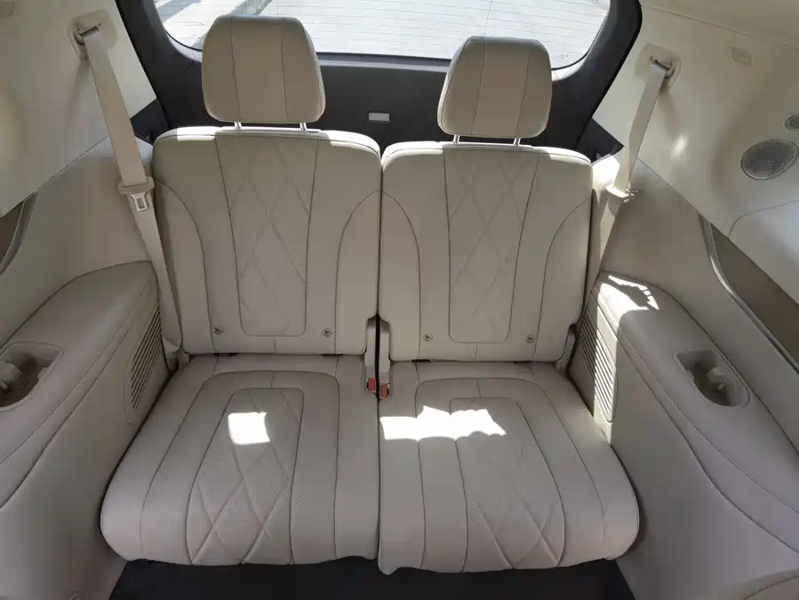 Used AITO second hand M9 2024 extended range Ultra version 42kWh 6-seater version