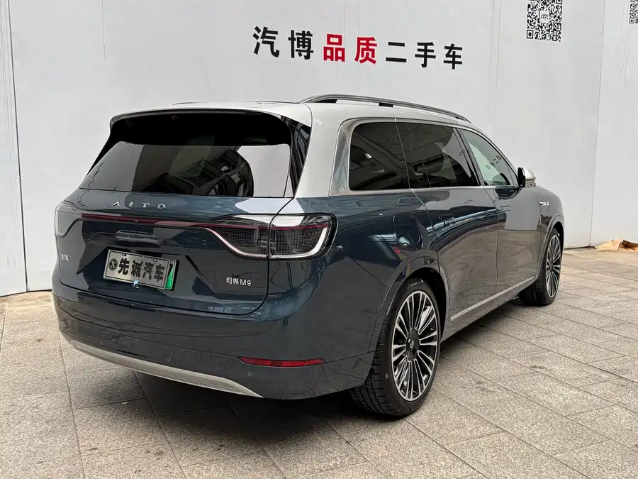 Used AITO second hand M9 2024 extended range Ultra version 42kWh 6-seater version