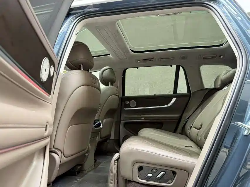 Used AITO second hand M9 2024 extended range Ultra version 52kWh 5-seater version