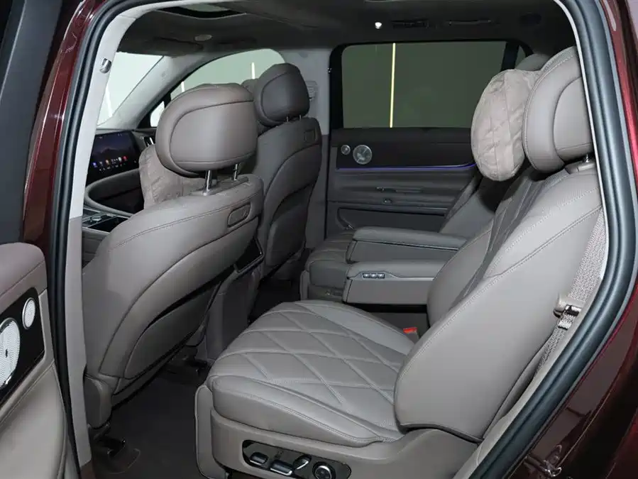 Used AITO second hand M9 2025 extended range Ultra version 52kWh 6-seater version