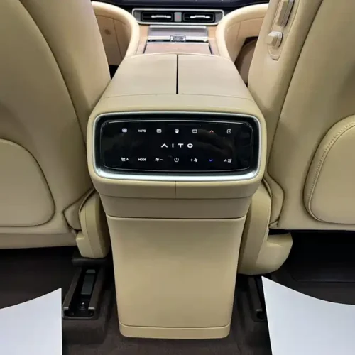 900x675_0_q87_c42_autohomecar__ChxpV2l8UleAMpvyAAIsVCqv4Us648.jpg.webp Used AITO second hand M9 2024 extended range Ultra version 52kWh 5-seater version