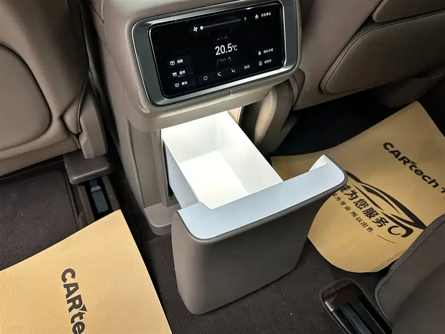 Used AITO second hand M9 2025 extended range Ultra version 52kWh 6-seater version