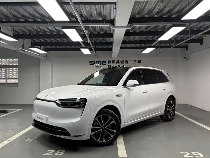 900x675_0_q87_c42_autohomecar__ChxpV2mHBRyAYvgqAAHpEadFYak715.jpg.webp Used AITO M7 2026 extended range Max four-wheel drive version 5 seats