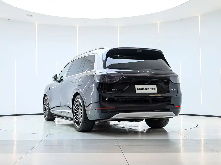 Used AITO second hand M9 2025 extended range Ultra version 52kWh 6-seater version