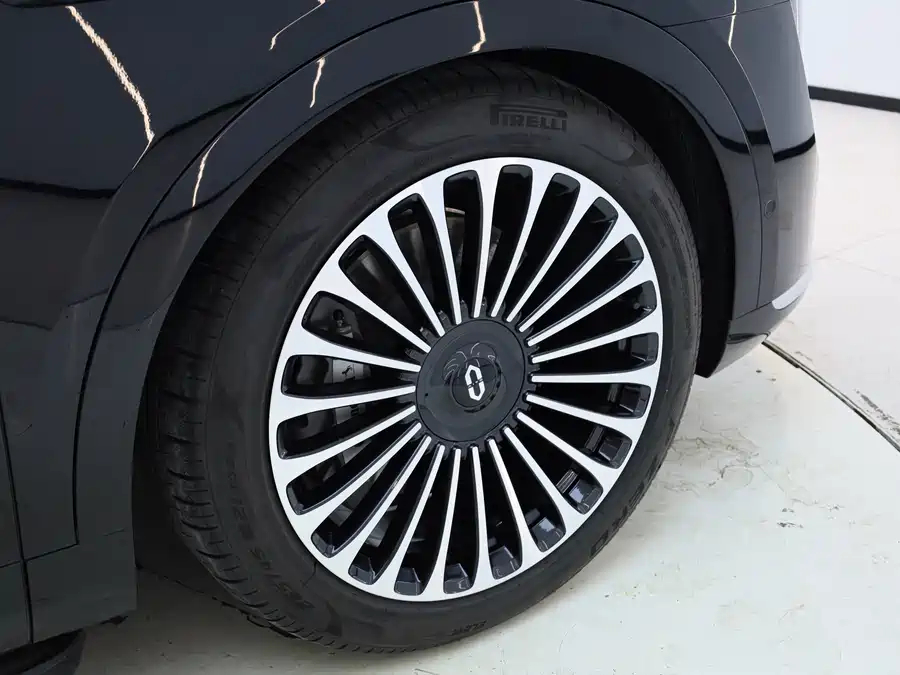 Used AITO second hand M9 2025 extended range Ultra version 52kWh 6-seater version