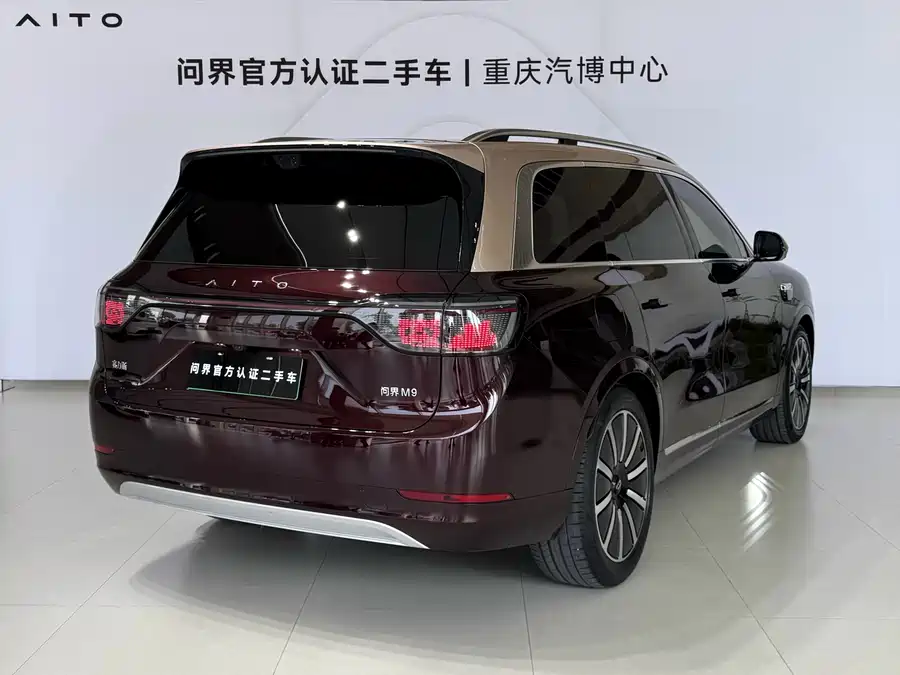 Used AITO second hand M9 2025 extended range Ultra version 52kWh 6-seater version