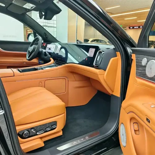 Used AITO second hand M9 2025 extended range Ultra version 52kWh 6-seater version