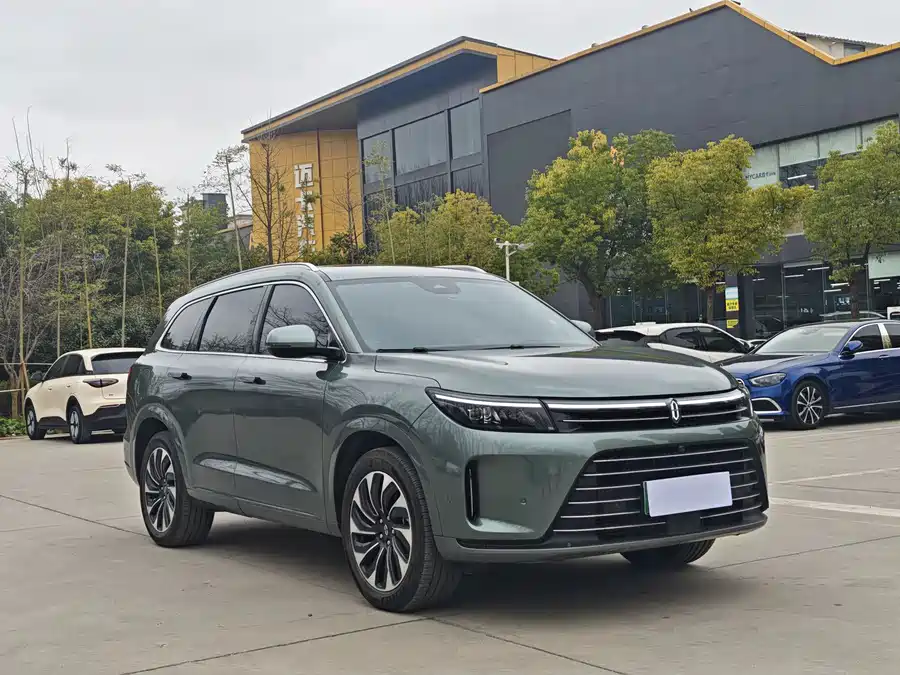 900x675_0_q87_c42_autohomecar__ChxpV2mekz2AaDRBAAcraKuNfq8943.jpg.webp Used AITO M7 2022 1.5T rear-wheel drive comfort version