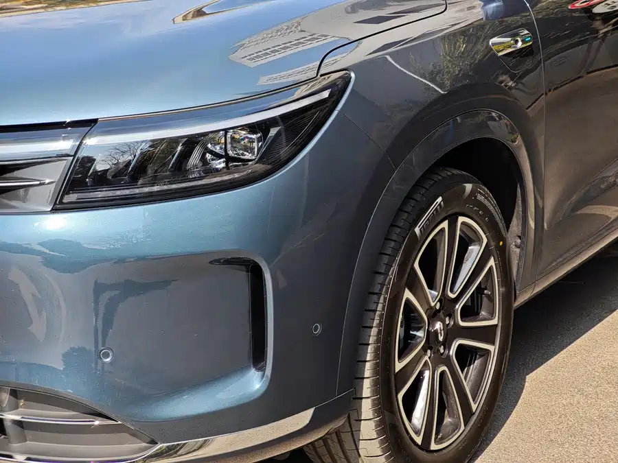 900x675_0_q87_c42_autohomecar__ChxpV2mf39mAC-CTAAvwsiObcLo324.jpg.webp Used AITO M7 2024 1.5T Intelligent Driving Rear Drive Ultra Edition 5 Seats