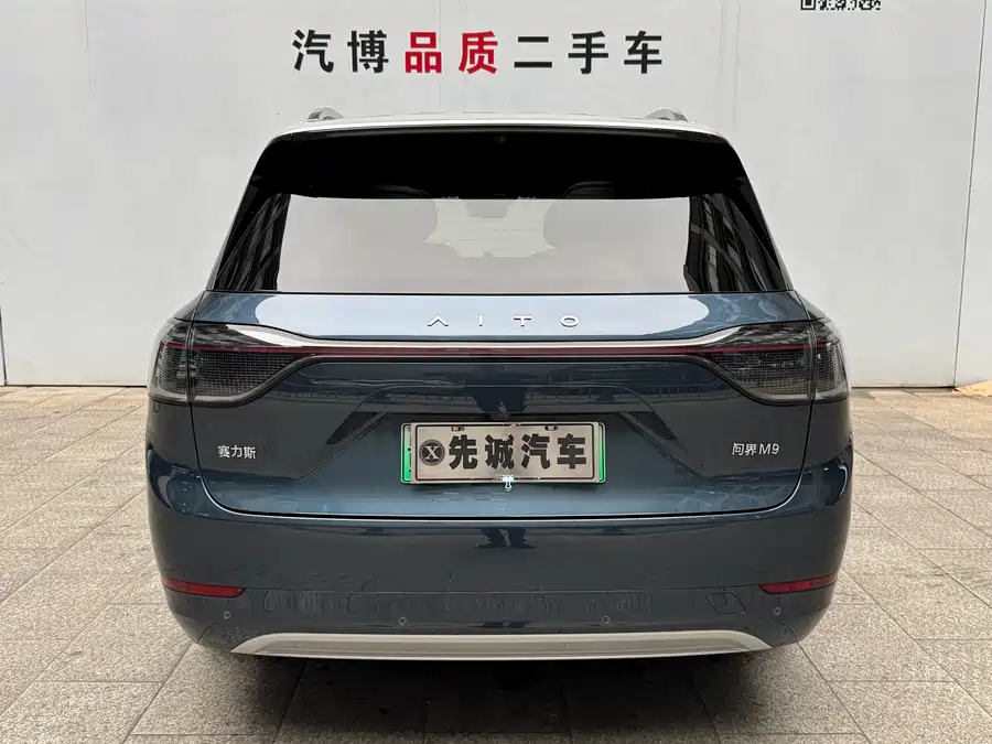 Used AITO second hand M9 2024 extended range Ultra version 42kWh 6-seater version