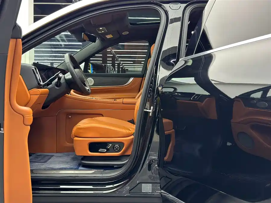 900x675_0_q87_c42_autohomecar__ChxpVWl0Qd2AU5DiAAIHKQcJtqA654.jpg.webp Used AITO second hand M9 2024 extended range Ultra version 42kWh 6-seater version