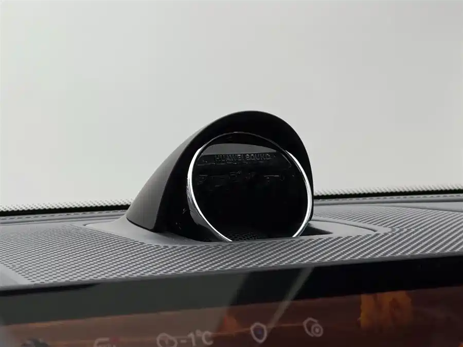 900x675_0_q87_c42_autohomecar__ChxpVWl0Qd6ARBL8AAEJSJOBQCI707.jpg.webp Used AITO second hand M9 2024 extended range Ultra version 42kWh 6-seater version