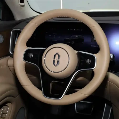 900x675_0_q87_c42_autohomecar__ChxpVWl2zHiAVh3eAAFEDPrPpJ8469.jpg.webp Used AITO second hand M9 2025 extended range Ultra version 52kWh 5-seater version