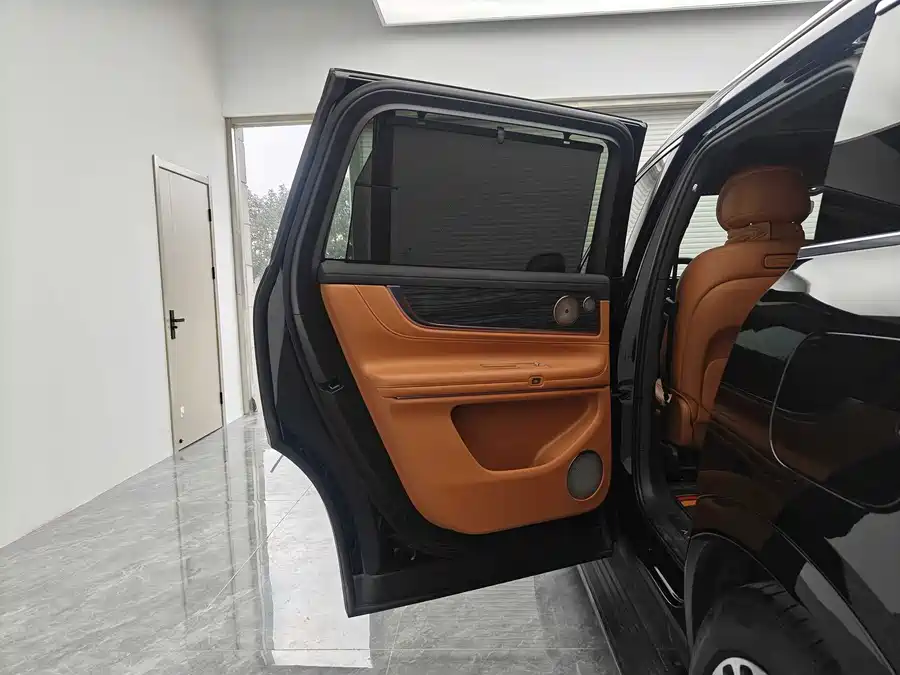 Used AITO second hand M9 2024 extended range Ultra version 52kWh 6-seater version