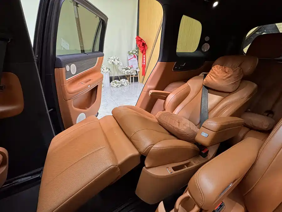 Used AITO second hand M9 2024 extended range Ultra version 52kWh 6-seater version