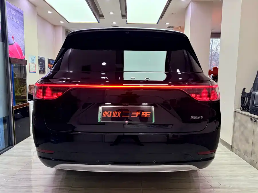 Used AITO second hand M9 2024 extended range Ultra version 52kWh 6-seater version