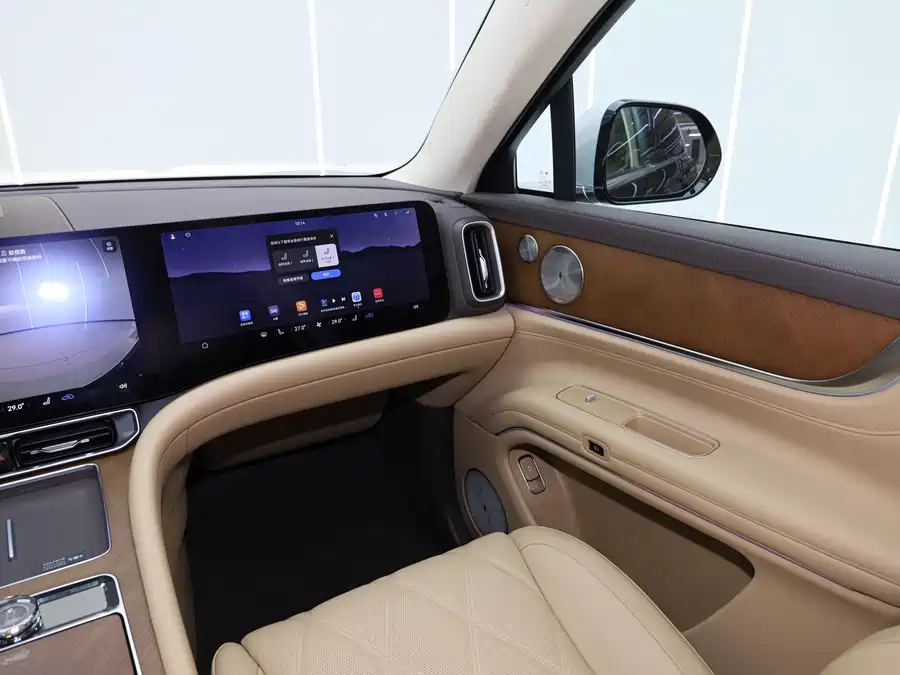 Used AITO second hand M9 2025 extended range Ultra version 52kWh 6-seater version