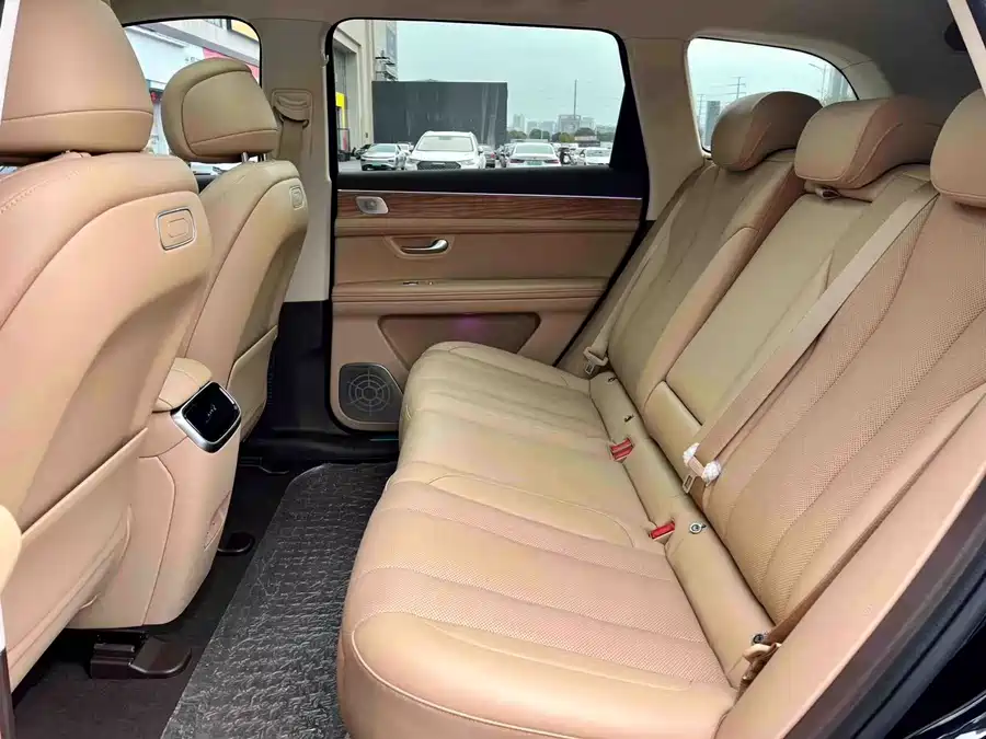 900x675_0_q87_c42_autohomecar__ChxpVWmJx1eAFb-DAAd-E1FJkow359.jpg.webp Used AITO M7 2024 1.5T rear drive Plus version 5 seats