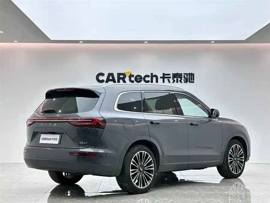 900x675_0_q87_c42_autohomecar__ChxpVWmO5jWAPeMQAAGW5RibW5Q881.jpg.webp Used AITO M7 2024 1.5T rear drive Plus version 6 seats