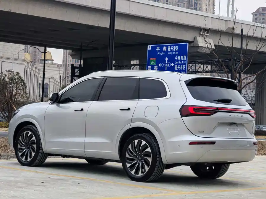 900x675_0_q87_c42_autohomecar__ChxpVWmO6BiAP0TxAAROe26YqSA485.jpg.webp Used AITO M7 2024 1.5T rear drive Plus version 5 seats