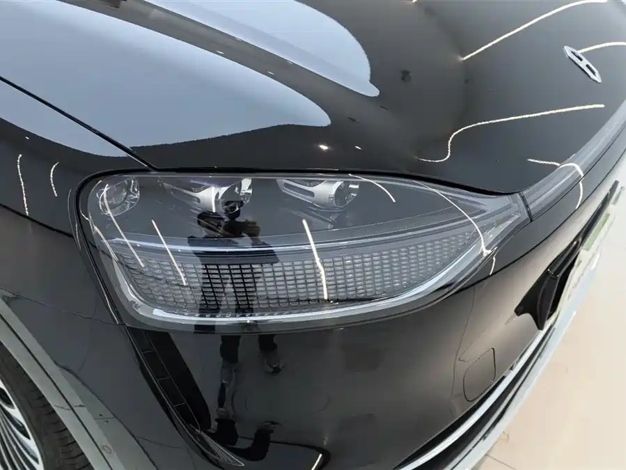 Used AITO second hand M9 2025 extended range Ultra version 52kWh 6-seater version