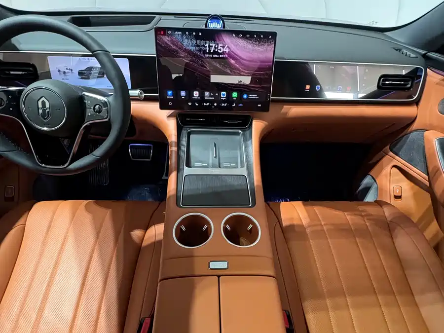 Used AITO M7 2026 extended range Max four-wheel drive version 6 seats