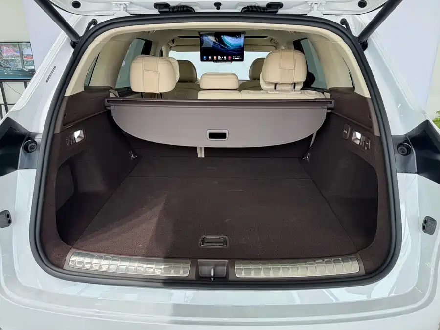 900x675_0_q87_c42_autohomecar__ChxpVWmQHgKAS5wUAAfy3VrUKEw356.jpg.webp Used AITO M7 2026 Pure Electric Max Long Range Version 5 Seats