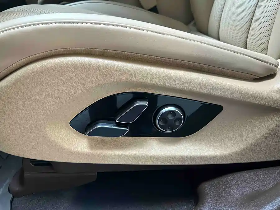 Used AITO M7 2024 1.5T Intelligent Driving Rear Drive Ultra Edition 5 Seats