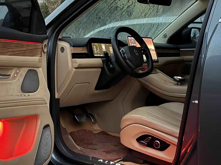 900x675_0_q87_c42_autohomecar__ChxpVWmfvsmAZp95AAVFMEvQyU0233.jpg.webp Used AITO M7 2022 1.5T four-wheel drive luxury version