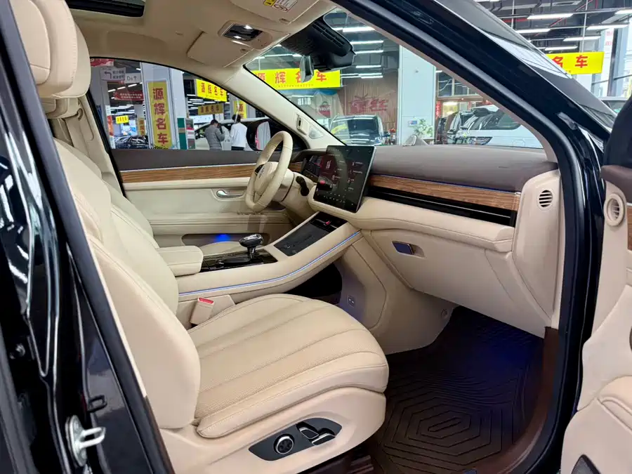 900x675_0_q87_c42_autohomecar__ChxpVWmgKaOATfHxAAgQemJkWF4527.jpg.webp Used AITO M7 2024 1.5T smart driving rear-wheel drive Max version 6 seats