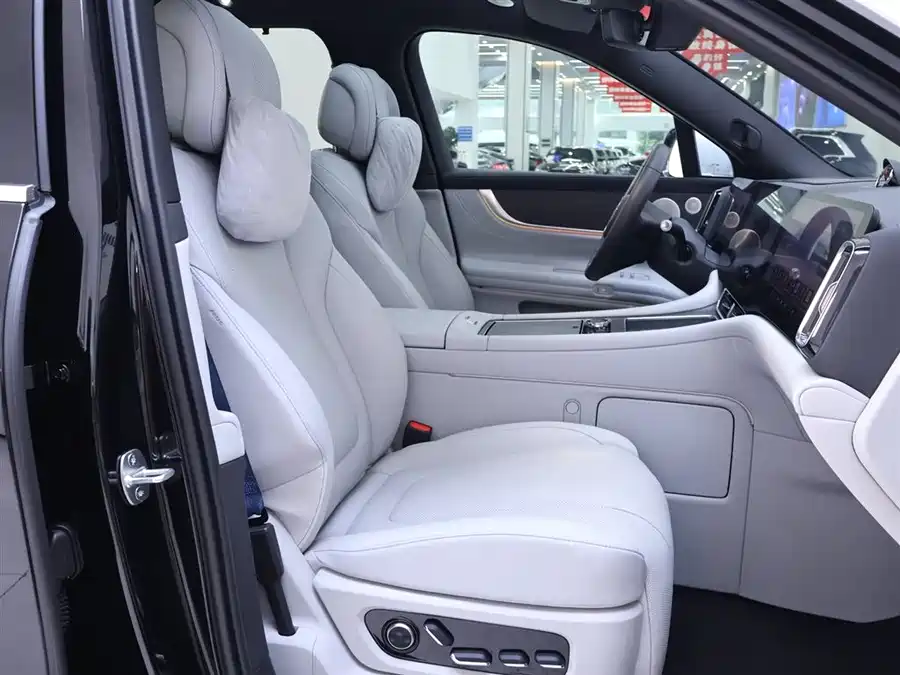 Used AITO second hand M9 2024 extended range Ultra version 42kWh 6-seater version