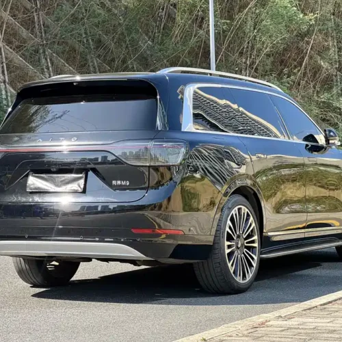 Used AITO second hand M9 2024 extended range Ultra version 42kWh 6-seater version