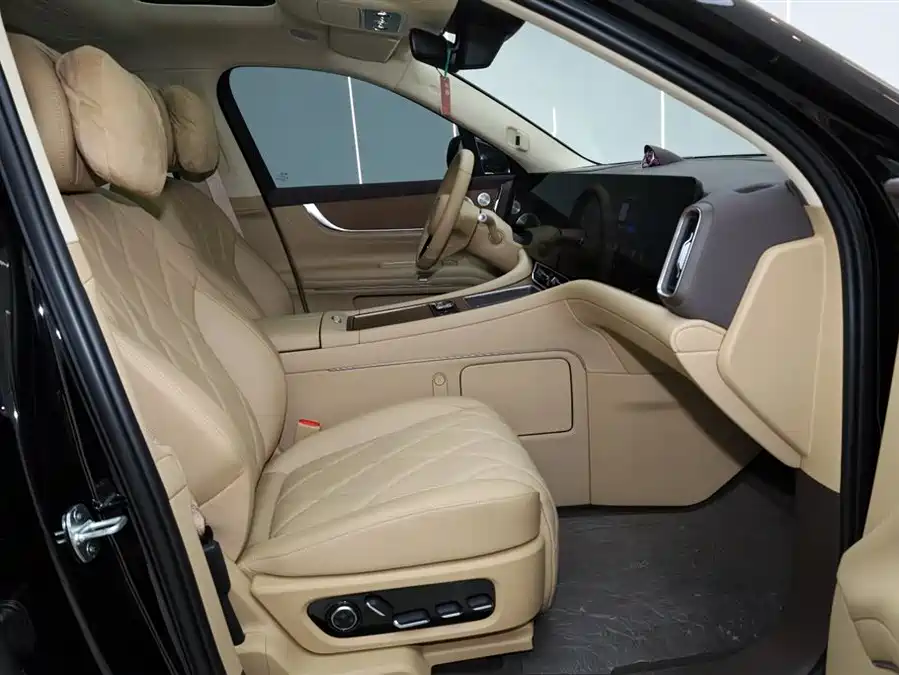 900x675_0_q87_c42_autohomecar__ChxpVml2zHmAHD9GAAF6MpOC4UE576.jpg.webp Used AITO second hand M9 2025 extended range Ultra version 52kWh 5-seater version