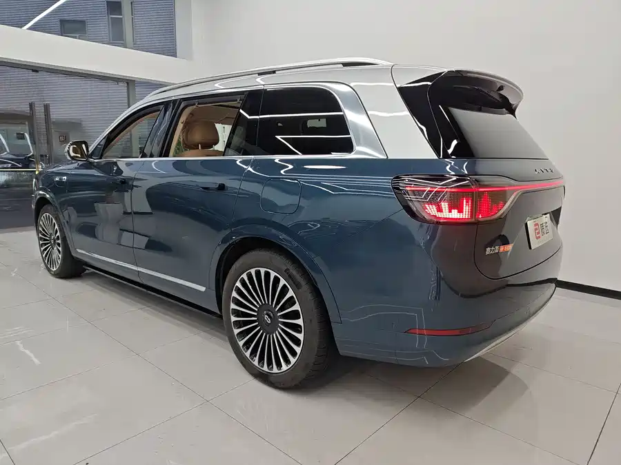 900x675_0_q87_c42_autohomecar__ChxpVml3OOqAVC7yAATk-r0zAMI195.jpg.webp Used AITO second hand M9 2024 extended range Ultra version 52kWh 5-seater version