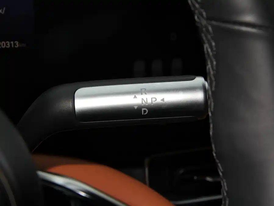 Used AITO second hand M9 2024 extended range Max version 42kWh 6-seater version